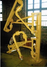 河北石家莊客戶定制采購(gòu)的一批AL2543型汽車底部裝卸臂鶴管,已發(fā)往使用現(xiàn)場(chǎng)(1) 河北石家莊客戶定制采購(gòu)的一批AL2543型汽車底部裝卸臂鶴管,已發(fā)往使用現(xiàn)場(chǎng)(1)